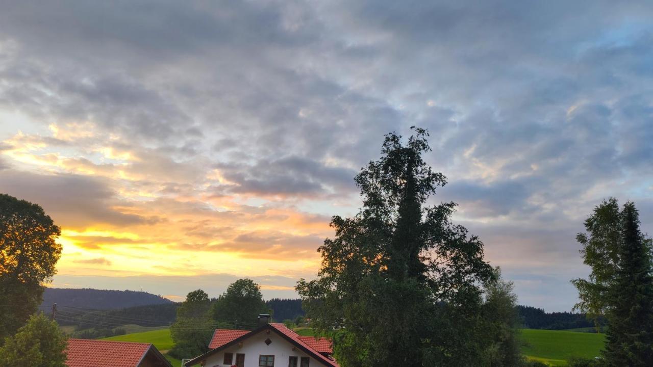 Ferienwohnung Alpenglueck Im Ferienpark Oberallgaeu Mit Hallenbad, Sauna, Wlan Миссен-Вильхамс Экстерьер фото